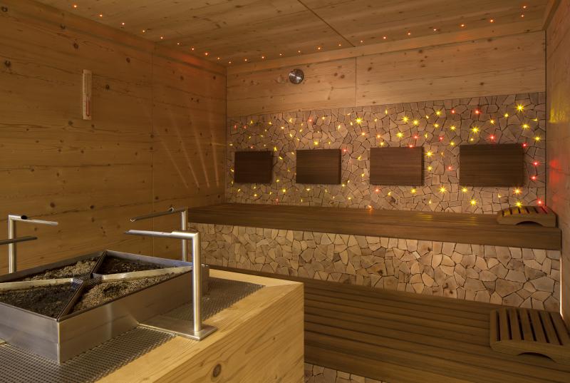 Bergsaunawelt Kräutersauna.jpg